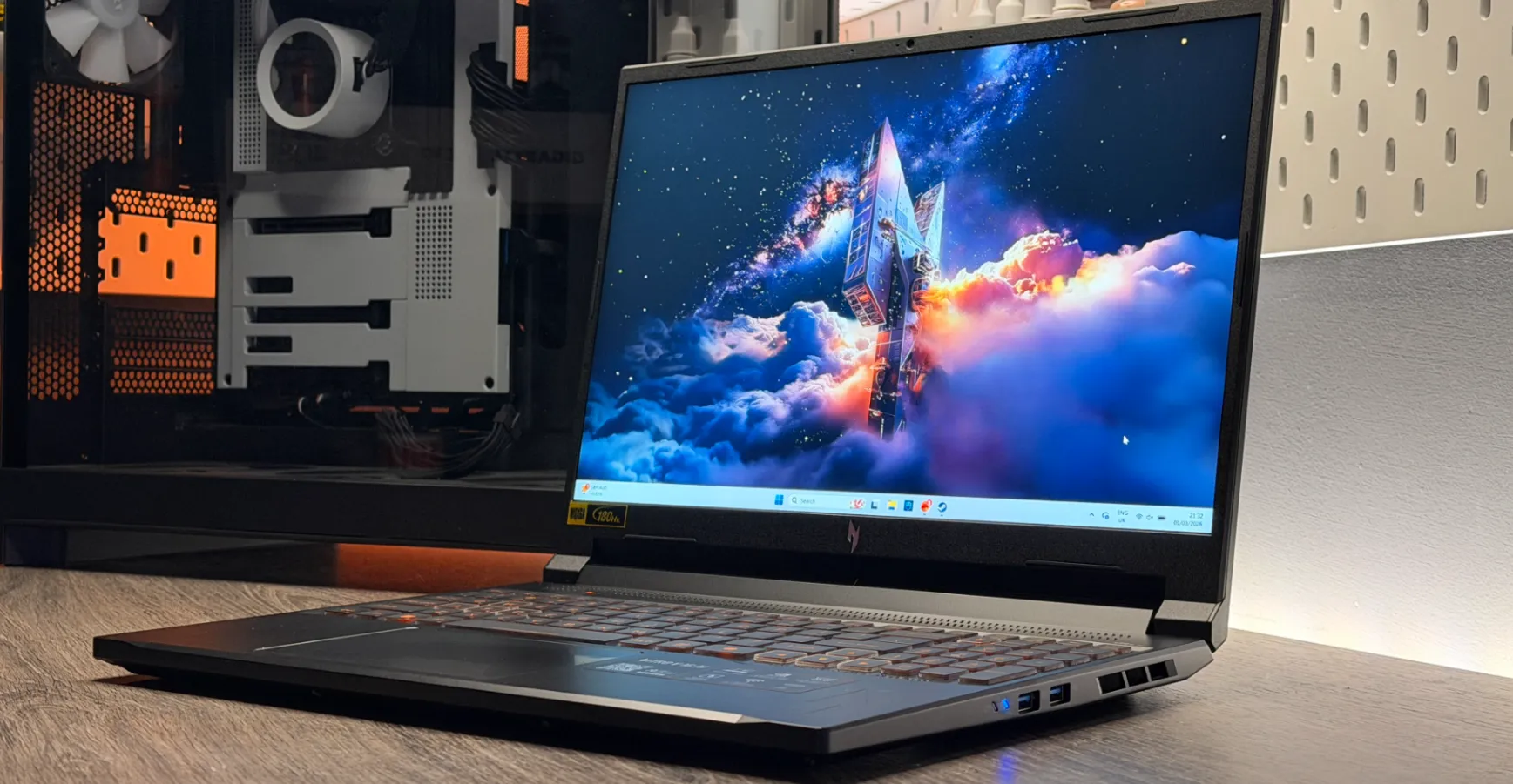 Acer Nitro V 16 AI laptop